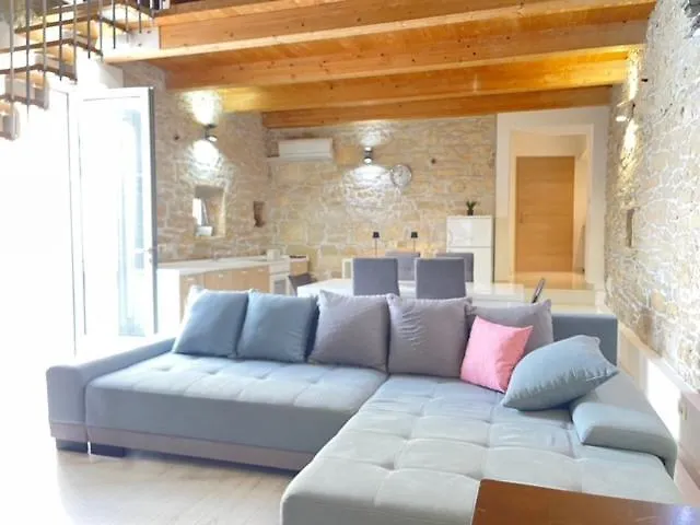 Medulin Labirint Queen Apartment
