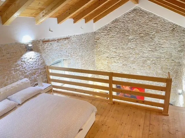 Apartment Medulin Labirint Queen Croatia